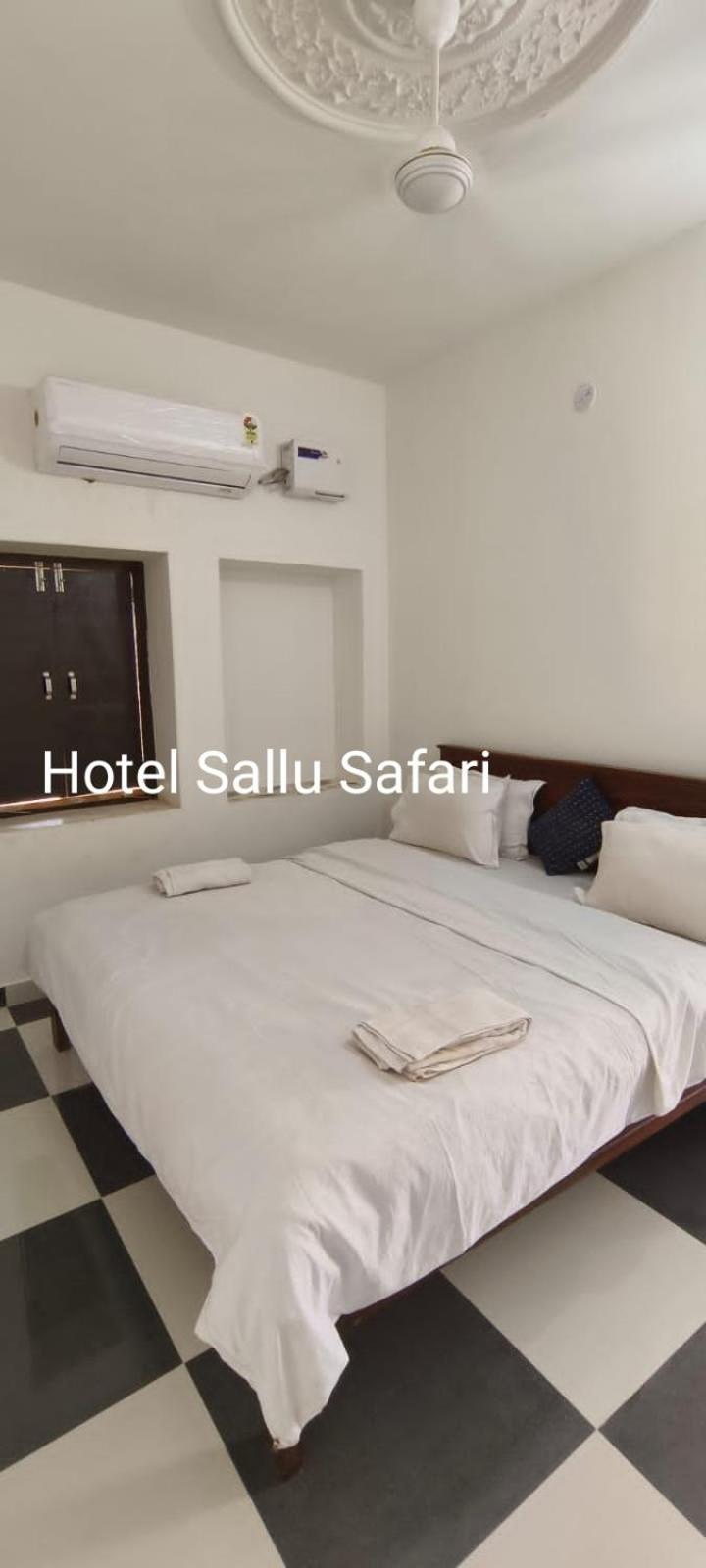 Hotel Sallu Safari Jaisalmer Buitenkant foto