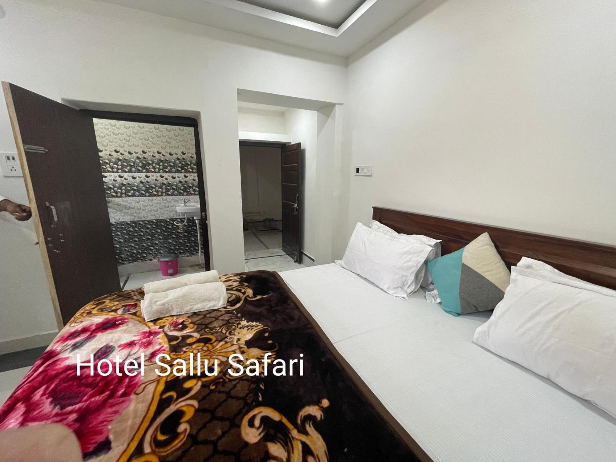 Hotel Sallu Safari Jaisalmer Buitenkant foto