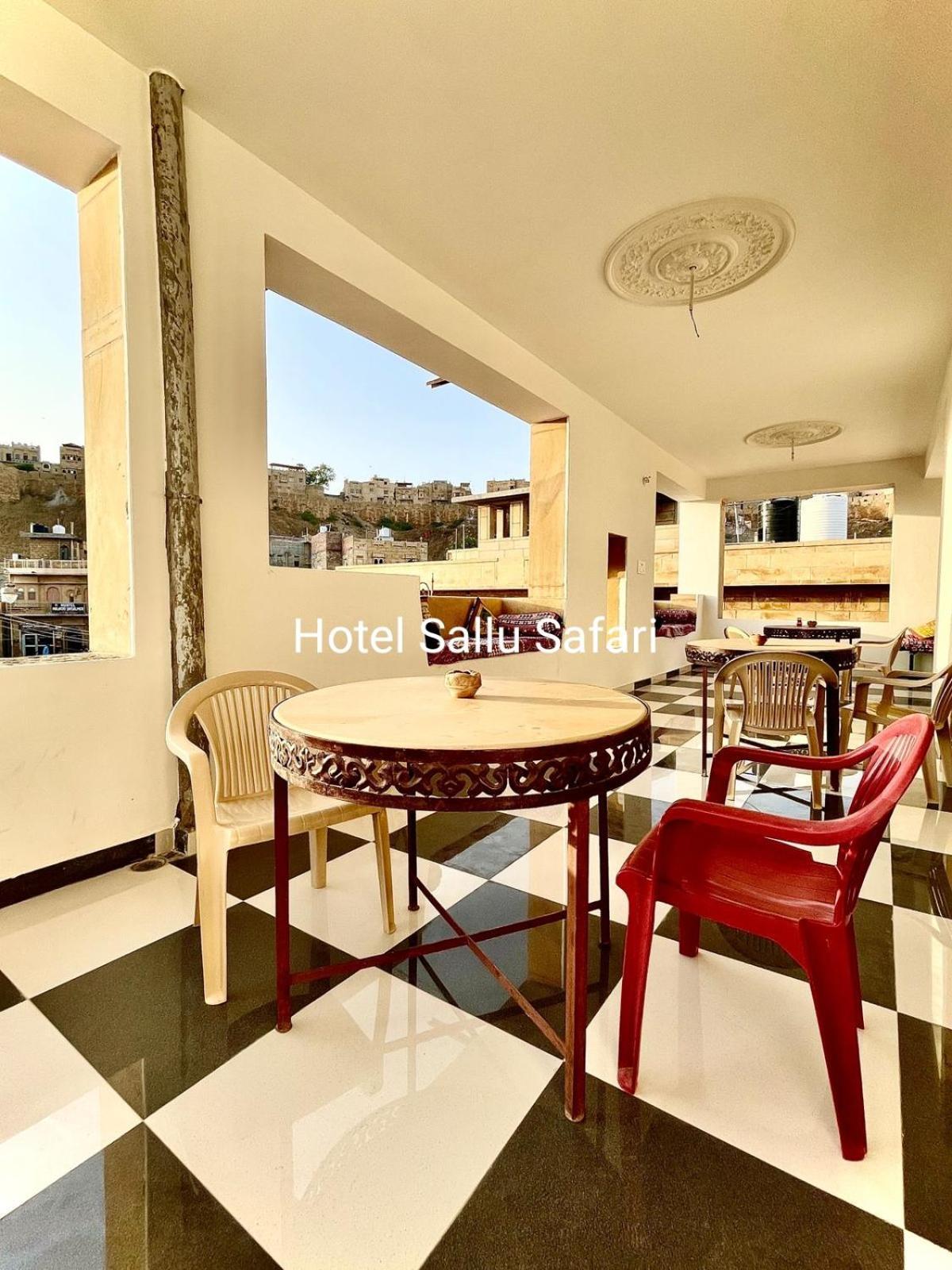 Hotel Sallu Safari Jaisalmer Buitenkant foto